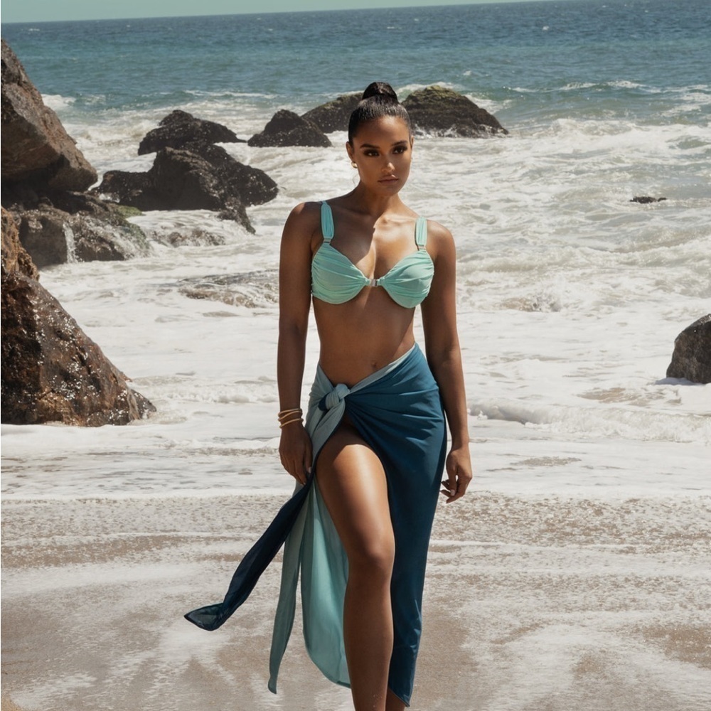 NEW JLUXLABEL Light Blue High Tides Bikini Mesh Ruched Bikini Top
